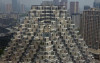 中國這棟超科幻「金字塔大樓」在網路上大紅！住戶卻苦不堪言：連飯都不能煮
