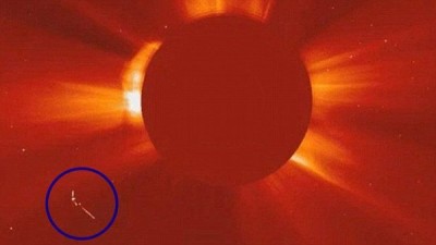 又見「巨型手臂」掠太陽，NASA被批不願面對外星人真相。