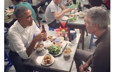 歐巴馬到此一吃 ！當年訪越南吃河粉，如今被店家「這樣保存」 網友笑翻：越南人無極限XD