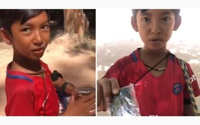 影／柬埔寨男孩懂9國語言 「赤腳叫賣紀念品」沒人理...放大絕唱  《我們不一樣》爆紅